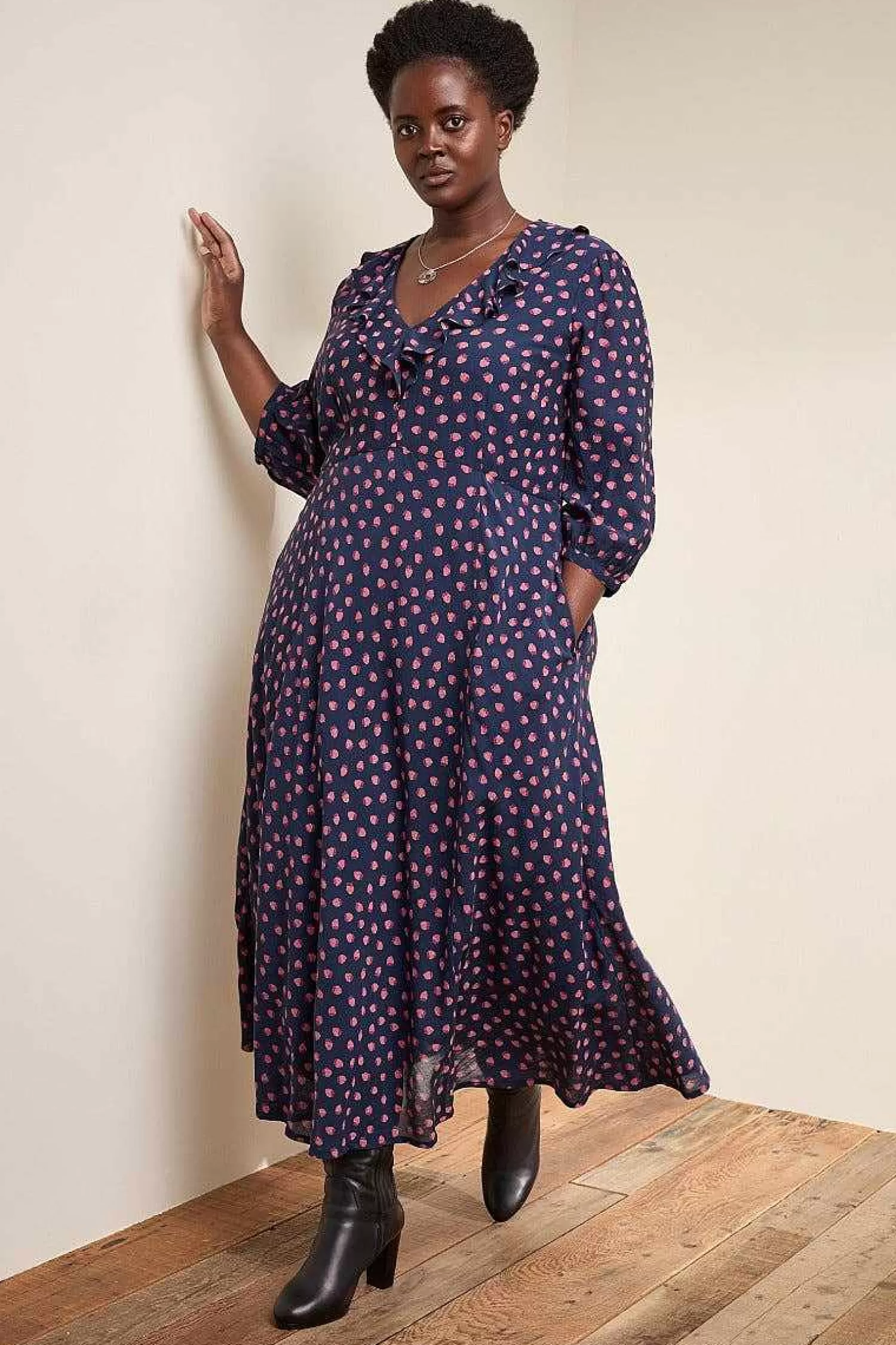 Women Seasalt Cornwall Furled Flower V-Neck Dress